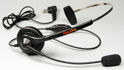 Motorola  BPR40, CP125/150/200 & PR400, Mag one headset with PTT/VOX switch. (PMLN4445)